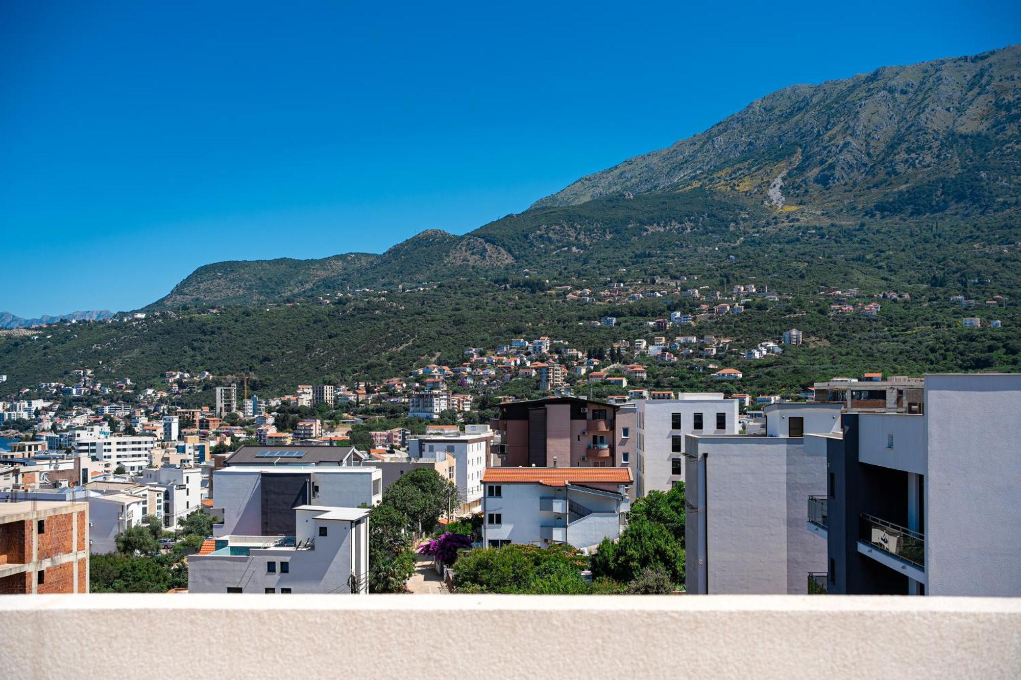 Sunways Apartments Dobra Voda Exterior foto